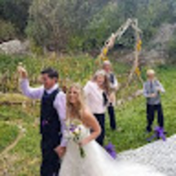 Meet your Posher, Geneva - Picture 1 of 1